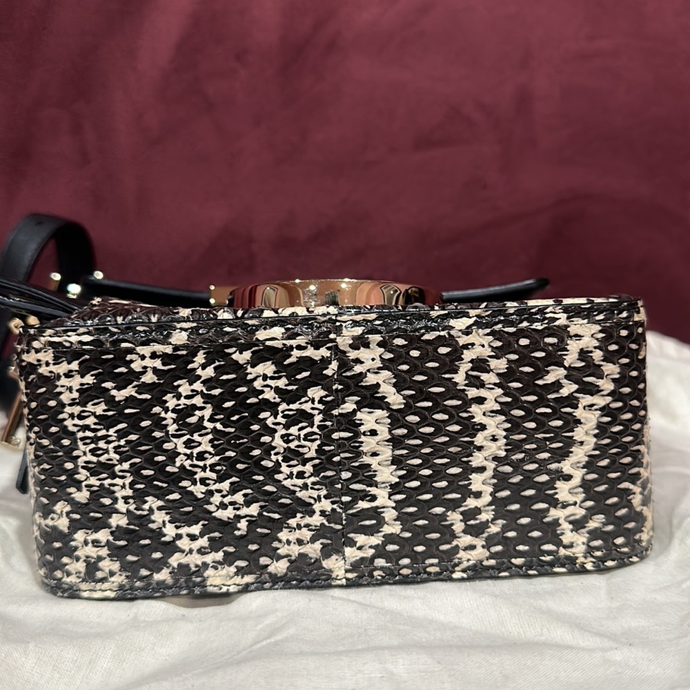 Salvatore Ferragamo Cross Body - Picture 2 of 5